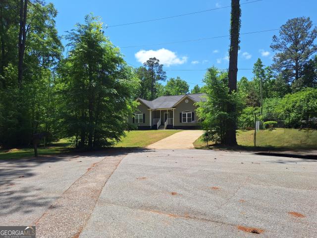 House for sale in Lafayette, Alabama