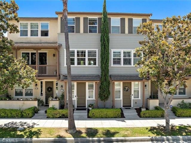 Condo for sale in Azusa, California
