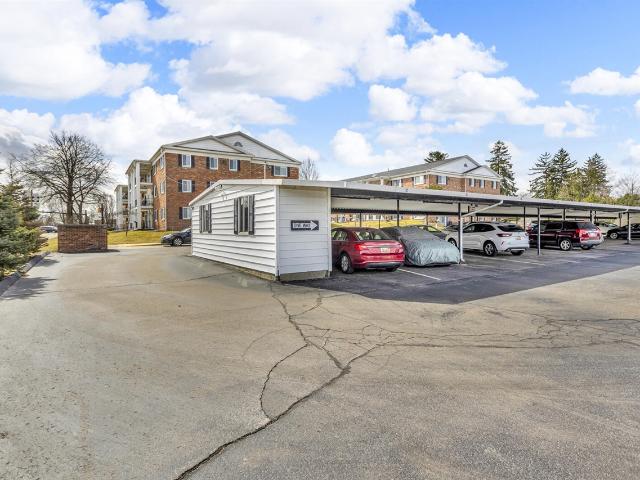 Condo for sale in Jackson