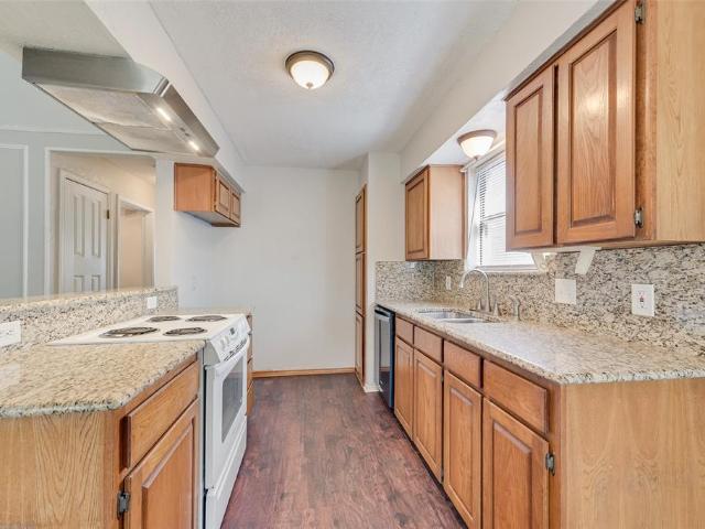 House for sale in Arlington, Tarrant County