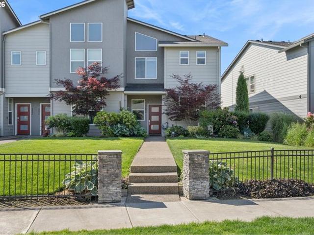 Townhouse for sale in Oregonia