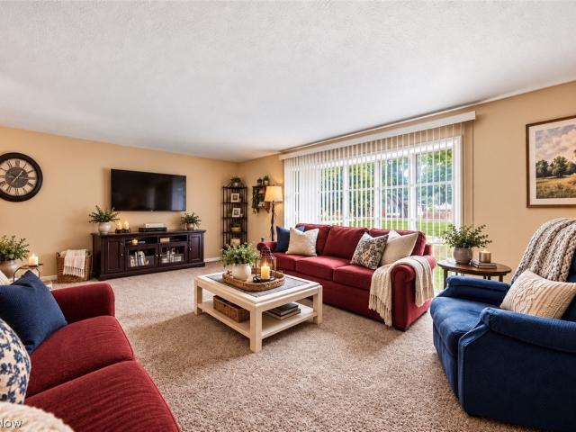 House for sale in Mentor-on-the-Lake, Mentor