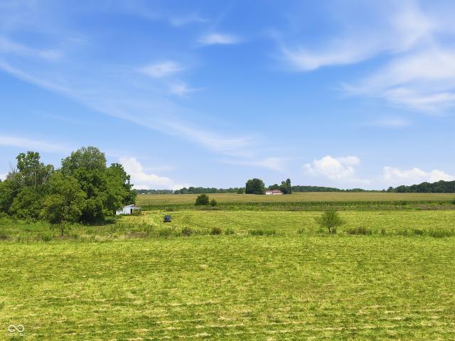 House for sale in Coatesville, Indiana