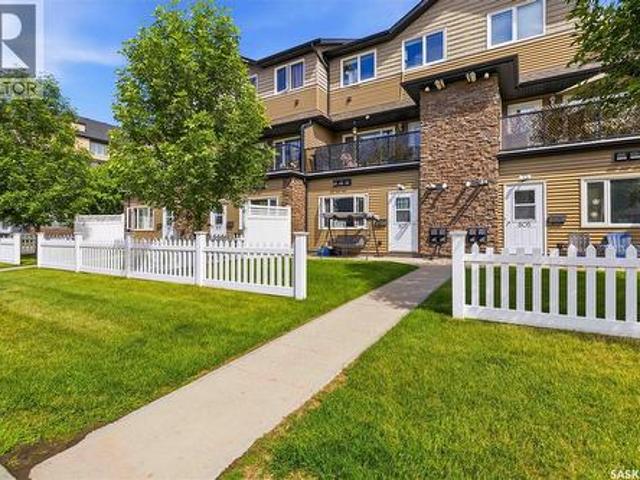 Townhouse for sale in Saskatoon, Saskatchewan