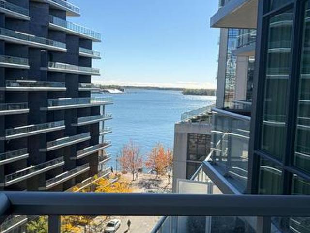 Condo for sale in Spadina—Fort York, Toronto