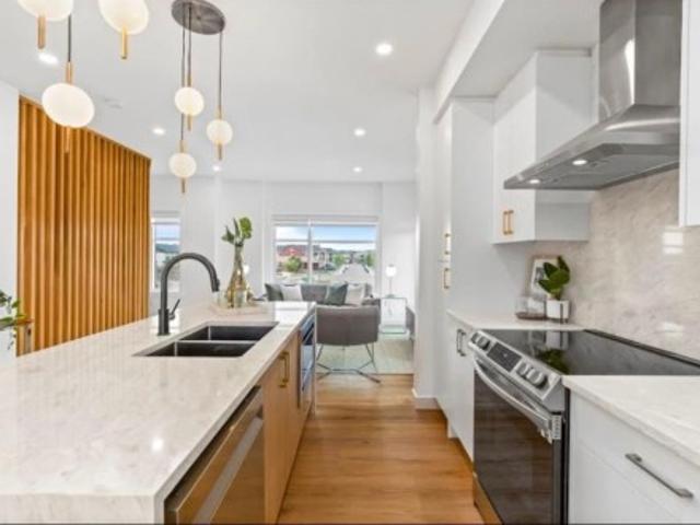 Townhouse for sale in Northwest, Alberta