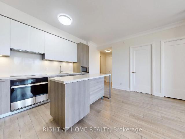 Condo for sale in Toronto, Golden Horseshoe