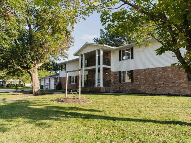 House for sale in Cedar, Iowa