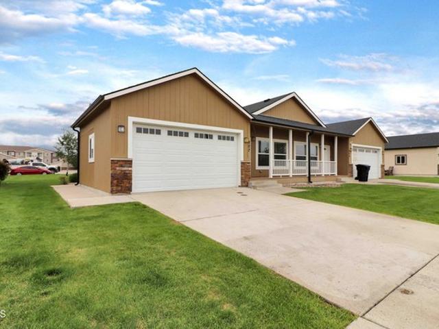 Townhouse for sale in Williston, North Dakota