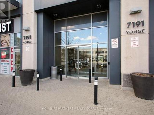 Commercial for sale in World on Yonge, Markham