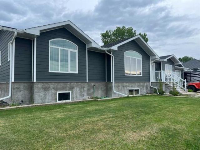 House for sale in Fox Creek, Alberta