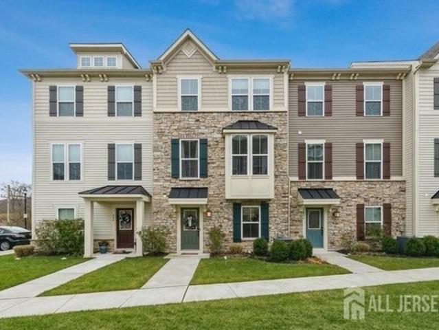 Townhouse for sale in South Amboy, New Jersey