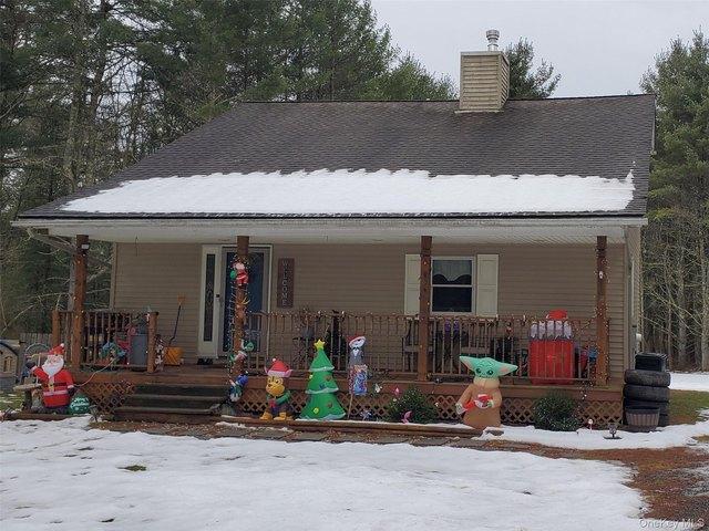 House for sale in Barryville, New York