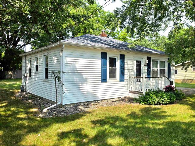 House for sale in Essexville, Michigan