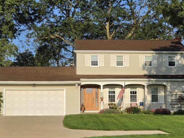 House for sale in La Porte City, Black Hawk County