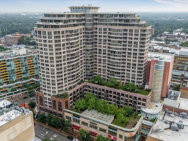 Condo for sale in Evanston, Illinois
