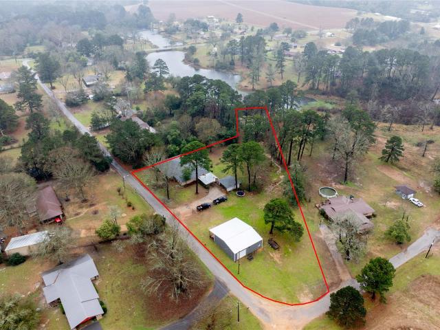 House for sale in Grapeland, Texas