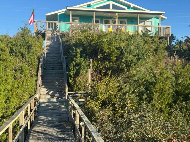 House for sale in Emerald Isle, North Carolina