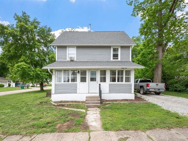 House for sale in Dallas Center, Iowa