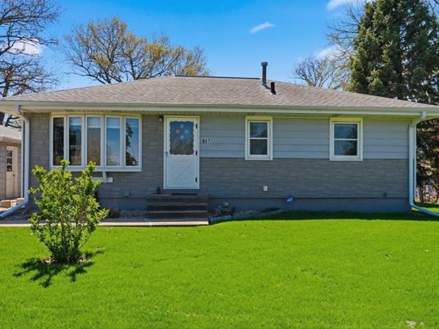 House for sale in Waterloo, Iowa