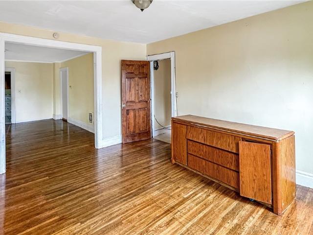 House for sale in Oneida, New York