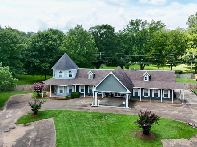 Commercial for sale in Clinton