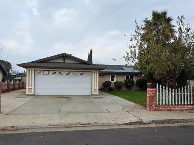 House for sale in Livingston, California
