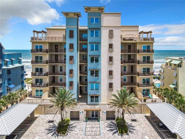 Condo for sale in New Smyrna Beach, Florida