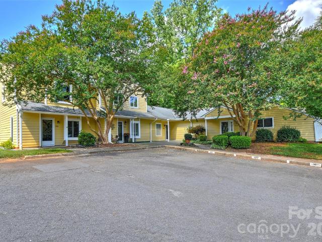 Townhouse for sale in Mecklenburg, North Carolina