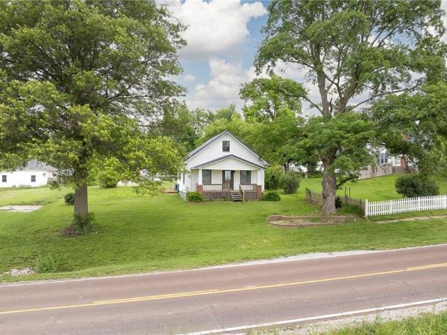House for sale in Buchanan, Missouri
