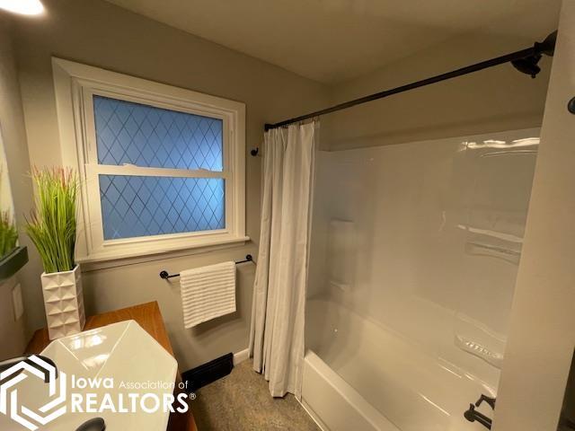 House for sale in Creston, Iowa