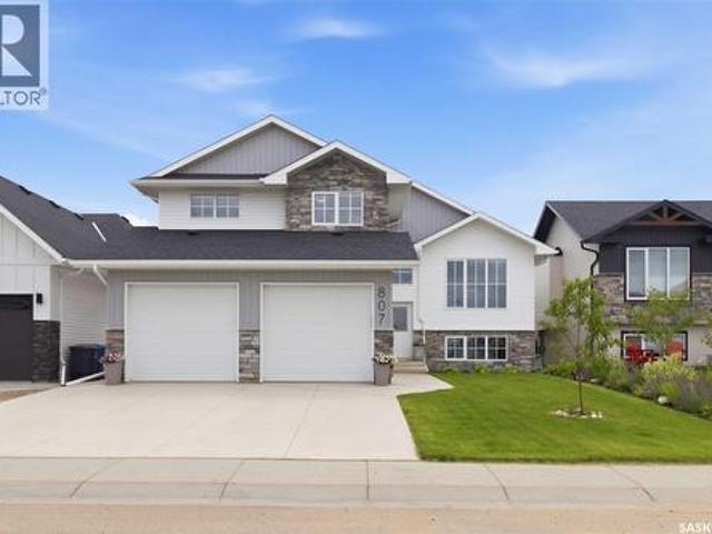 House for sale in Warman, Saskatchewan