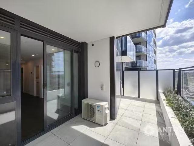 Apartment for rent in Box Hill