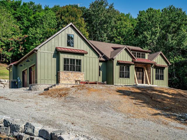 House for sale in New Albany, Indiana