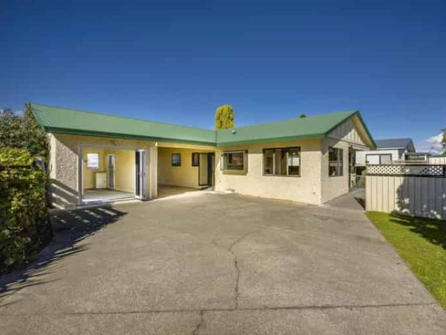 Apartment for rent in Hastings