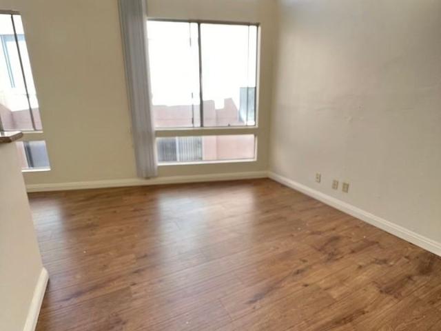 Apartment for rent in Canoga Park, California