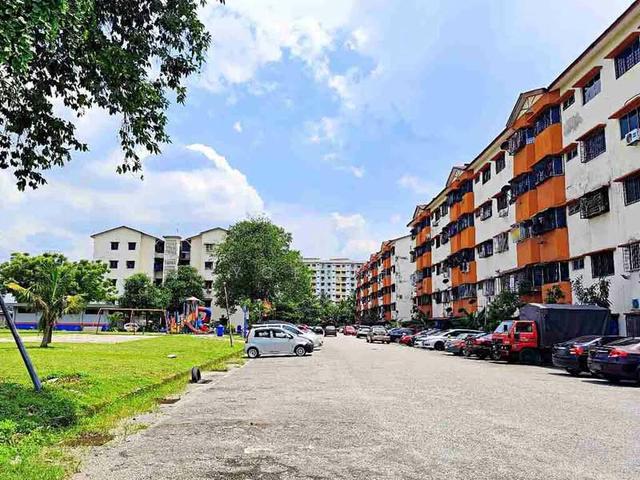 Apartment for sale in Petaling, Damansara Damai