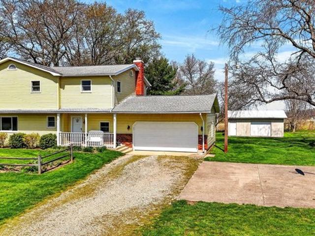 House for sale in Ashville, Ohio