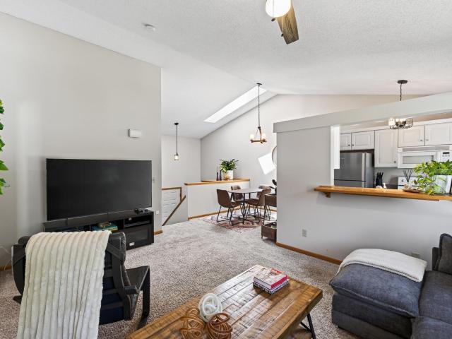 Townhouse for sale in Hennepin, Minnesota