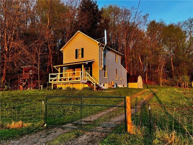 House for sale in Minerva, Ohio