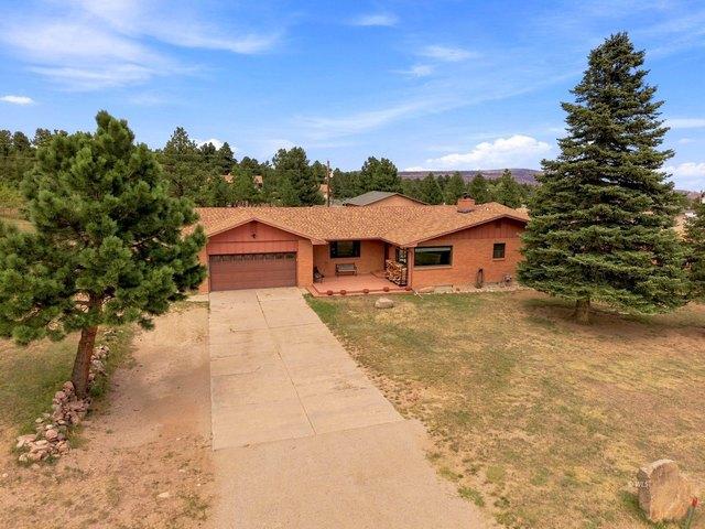 House for sale in Rye, Colorado