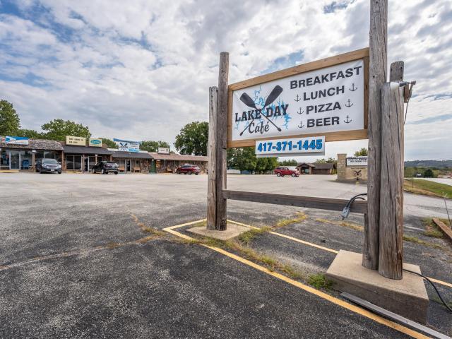 Commercial for sale in Cape Fair, Stone County
