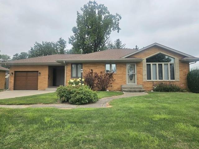 House for sale in Cedar, Iowa