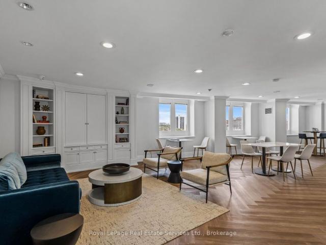 House for rent in Toronto Centre, Toronto