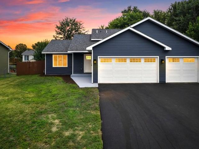 House for sale in Isanti, Minnesota