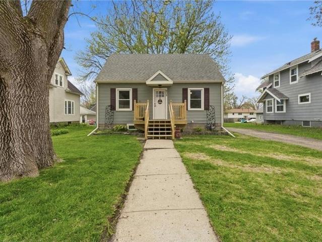 House for sale in Waseca, Minnesota