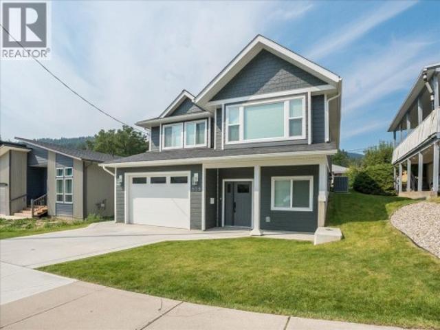 House for sale in Castlegar, British Columbia