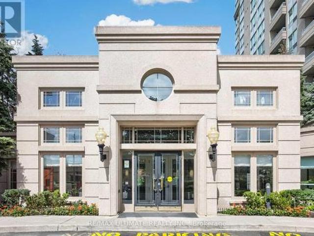 Condo for sale in Eglinton—Lawrence, Toronto