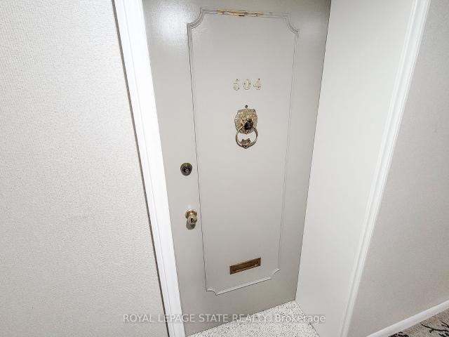 Condo for sale in Ancaster, Ontario