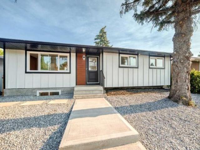 House for sale in Acadia, Calgary